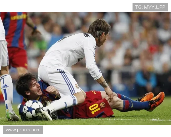 米特里策妻揭对手频频犯规内幕 米特里策妻揭对手频频犯规内幕